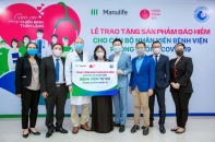 Manulife Việt Nam tri ân đội ngũ bác sĩ tại các bệnh viện phụ sản thông qua món quà bảo vệ