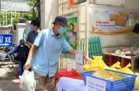 Vietnam Post đưa “Hạt vàng Bưu điện” đến với bà con khó khăn, bị ảnh hưởng bởi dịch Covid-19