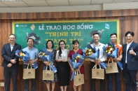 Cathay Life Việt Nam trao học bổng “Thịnh trí thành tài cùng Cathay” lần thứ 16