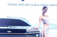 Dàn người mẫu xinh đẹp tại Vietnam Motor Show 2024