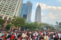 Biển người tự hào, xúc động theo dõi lễ diễu binh, diễu hành kỷ niệm 50 năm ngày Giải phóng miền Nam