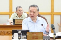 Tổng Bí thư chủ trì họp Bộ Chính trị về tiến độ sắp xếp tổ chức bộ máy và đơn vị hành chính