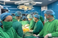 Bệnh viện Phổi Trung ương lần đầu tiên thực hiện thành công 2 ca ghép phổi trong 1 đêm