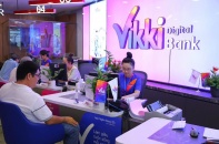 Khách hàng vỡ oà khi trúng vàng từ “TIẾT KIỆM Vikki - Trúng VÀNG ký”