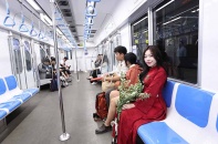 Metro số 1 chính thức thu phí: Sạch sẽ, thoải mái, mang đến trải nghiệm giao thông hiện đại