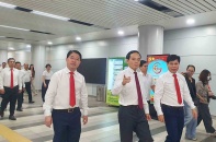 Đại biểu Đảng bộ TP.HCM trải nghiệm tuyến Metro và tham quan các mô hình tiêu biểu