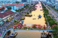 [ Ảnh ] Chợ hoa Xuân Trên bến dưới thuyền rộn ràng trước ngày khai mạc