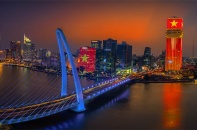 [Ảnh] Nửa thế kỷ mang tên Bác, thành phố bên sông không ngừng vươn tới