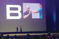 Bkav và "canh bạc" Bphone