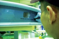 Chi tiết cánh máy bay Boeing "made in Việt Nam" được sản xuất như thế nào?