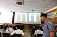 Phát triển thị trường chứng khoán: Không thể nóng vội