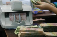 Mua ngân hàng giá 0 đồng chỉ là giải pháp tình thế