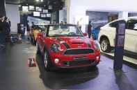 Đua kích cầu tín dụng ô tô cuối năm