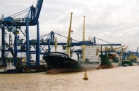 Thách thức sau 1 tỷ USD xuất siêu