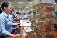 Tín dụng tăng chậm, nhà băng thấp thỏm lo vơi túi tiền