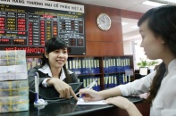 Mệnh lệnh hành chính có dẹp nổi mầm loạn vượt trần lãi suất 