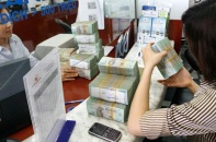 Dồn vốn vào địa ốc, ngân hàng dễ sập bẫy