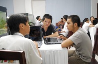 Cử nhân thất nghiệp đầy đường, công nghệ thông tin vẫn “điên đầu” vì thiếu nhân lực