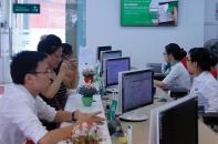 Ngân hàng dâng lãi suất hút tiền gửi dài hạn