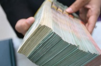 Đòn mạnh với ngân hàng yếu kém
