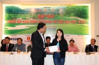 “Học bổng Swing for the Kids đã thay đổi cuộc đời tôi!”