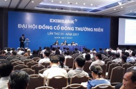 Eximbank muốn sớm thoái vốn khỏi Sacombank