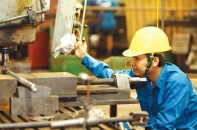 Nền kinh tế kiên trì vượt khó