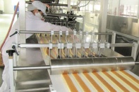Tư nhân thâu tóm Hải Hà, Hữu Nghị: Chia lại thị phần bánh kẹo