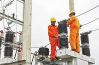Tiêu thụ điện tăng mạnh do nắng nóng gay gắt