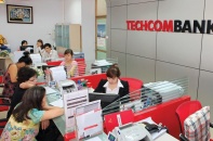 Ngân hàng ngoại thoái vốn hay thay đổi chiến lược?