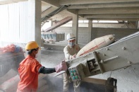 Khối ngoại “nhòm ngó” xi măng nội