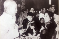 Bác Hồ trọn nghĩa, vẹn tình với thương binh, liệt sỹ