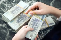 Ngân hàng rộng cửa, doanh nghiệp vẫn khó vay tín chấp