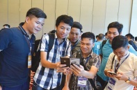 “Đốt” hơn 500 tỷ đồng làm Bphone, Bkav toan tính lớn