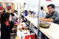 Rót tiền vào cổ phiếu “vua”