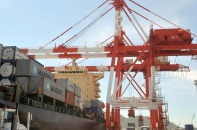 Đưa Việt Nam trở thành đầu mối logistics của khu vực