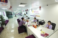 Tuýt còi ngân hàng sớm cạn room tín dụng