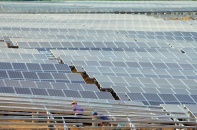 Nhà đầu tư điện mặt trời thấp thỏm