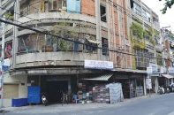 TP.HCM sốt ruột với chung cư sập bất cứ lúc nào