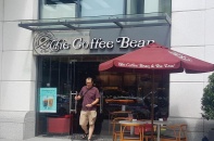 Highlands Coffee và Coffee Bean & Tea Leaf về cùng nhà: Cục diện thị trường chuỗi cà phê thay đổi 