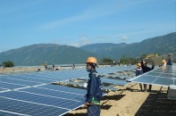 Giá hấp dẫn, trăm ngàn tỷ đồng khắc đổ vào điện mặt trời