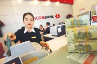 Ngân hàng lãi lớn nhờ bán bảo hiểm, buôn trái phiếu