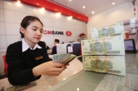 Cạn room tín dụng, ngân hàng vẫn đẩy mạnh cho vay