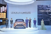 Bay bổng cùng Lexus