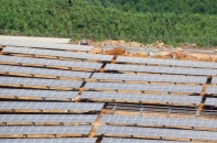 Hạ nhiệt đầu tư điện mặt trời