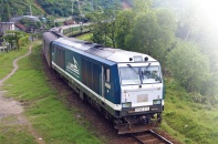 Đường sắt rơi xuống đáy thị phần