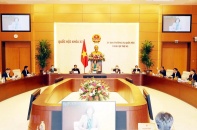 Dành tiền chống dịch