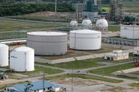 Dầu khí thắt lưng, buộc bụng vượt khó