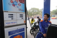 Xăng dầu nội chờ giải cứu
