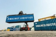 Vinalines chao đảo giữa sóng dồn